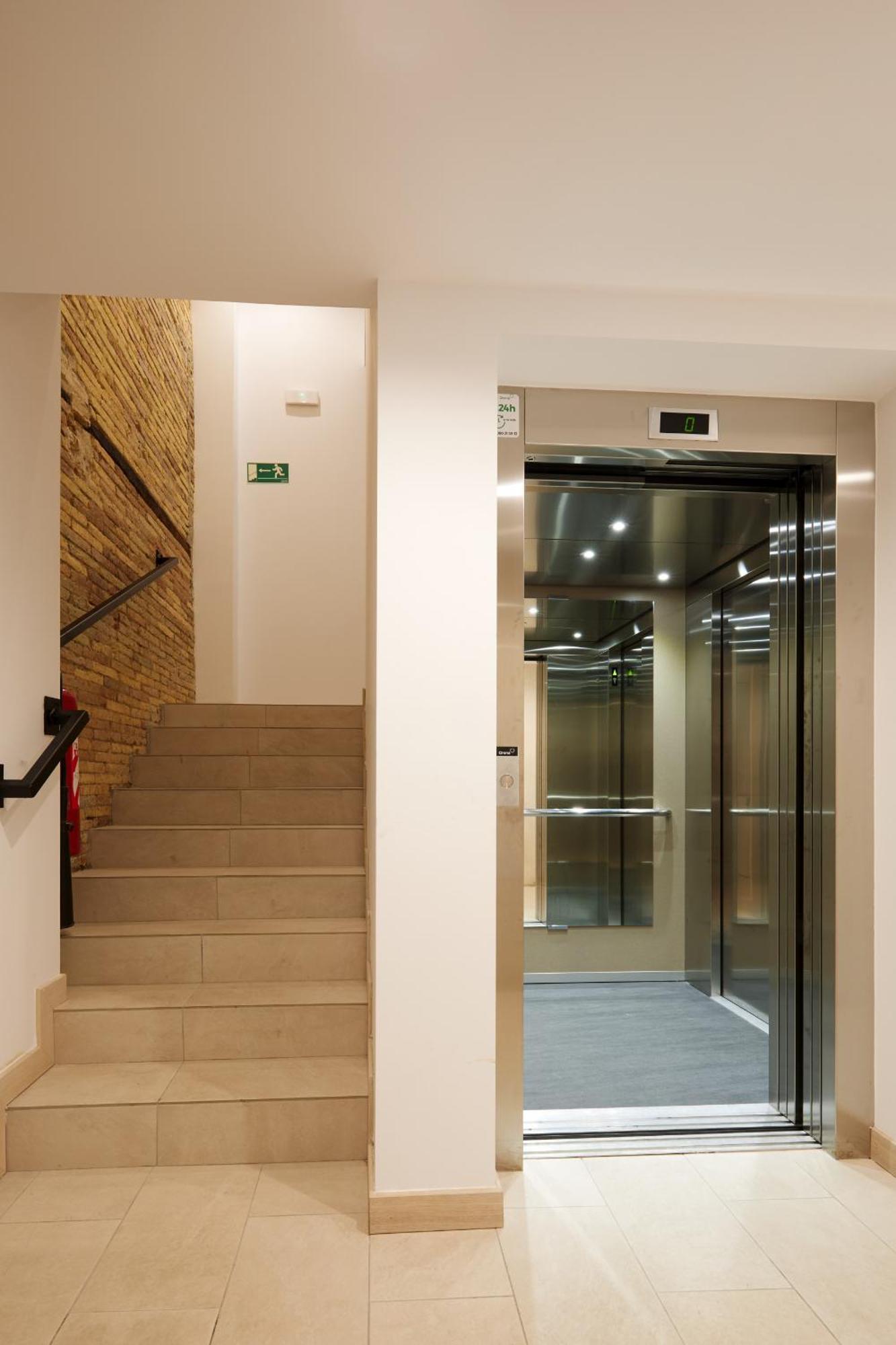 Tuapartamento Lindapamplona Apartment Luaran gambar